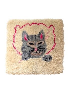 Vintage Completed Cat Latch Hook Rug